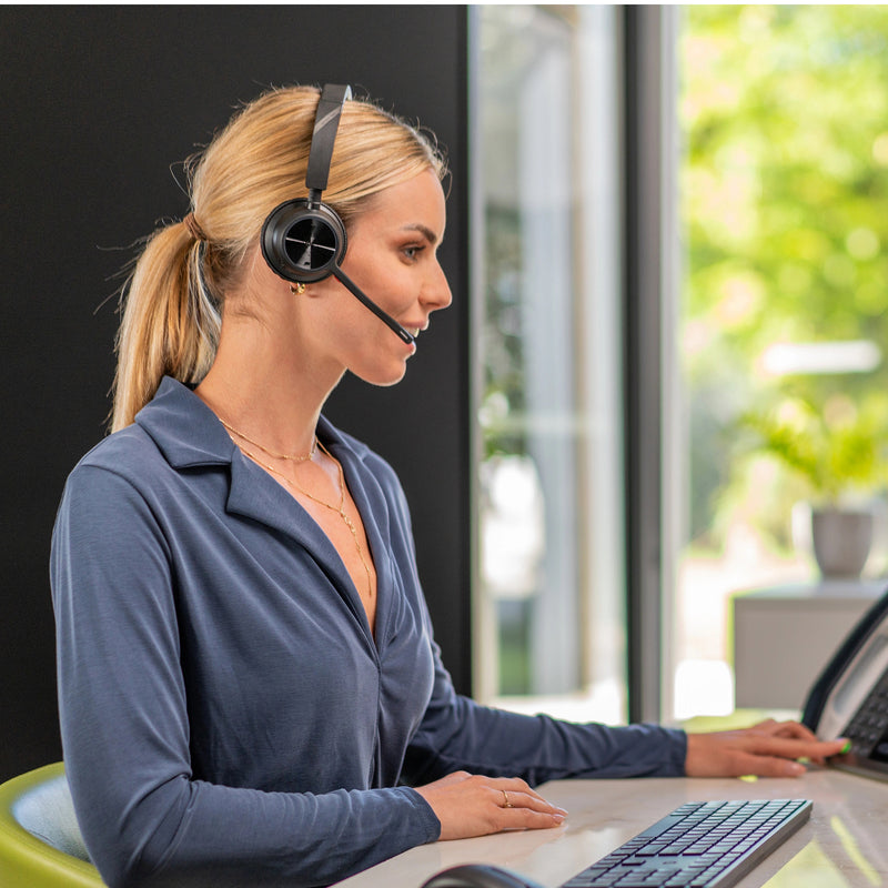 Poly Voyager 4320 UC Wireless Headset USB-A and BT700 Adapter 76U49AA